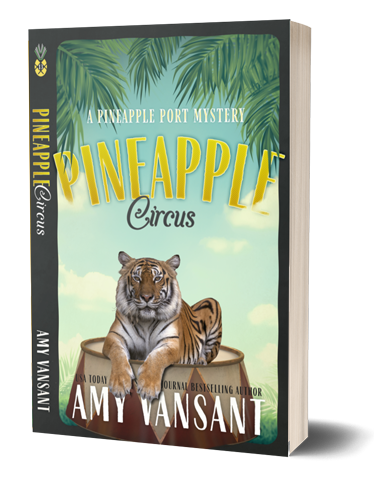 13pineapplecircus